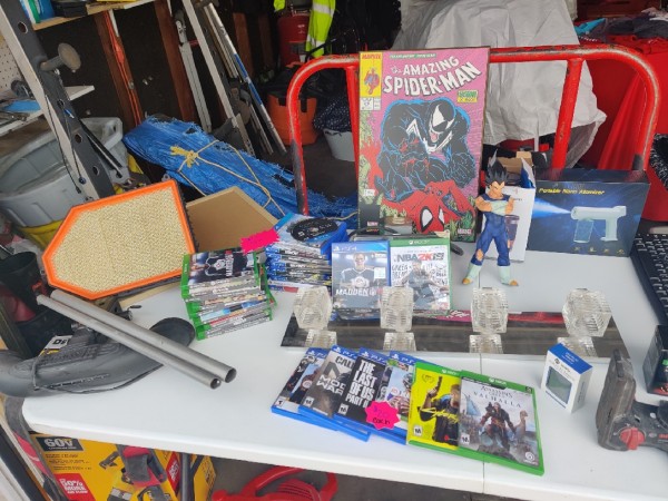 Garage sale!
