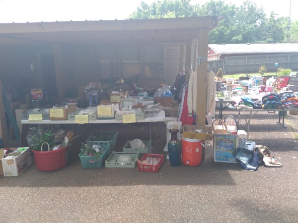 Huge yard sale everything must go