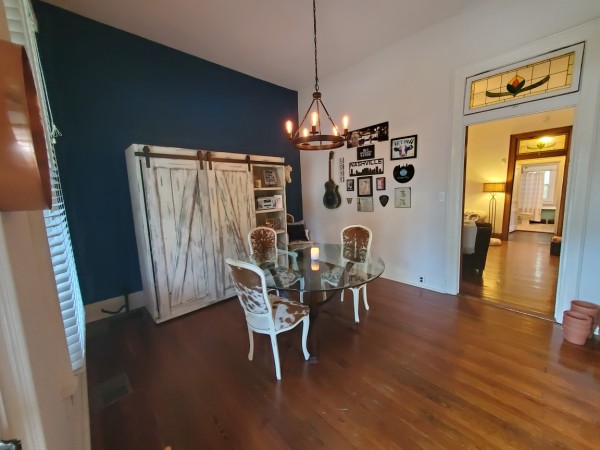 2 houses-MAJOR DOWNSIZING/MOVING YARD SALE!  in East Nashville, plenty of parking