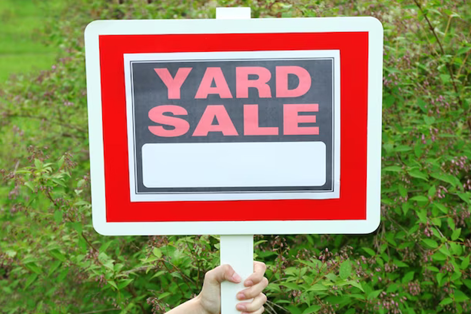 How to Advertise Your Yard Sale to Attract More Buyers?